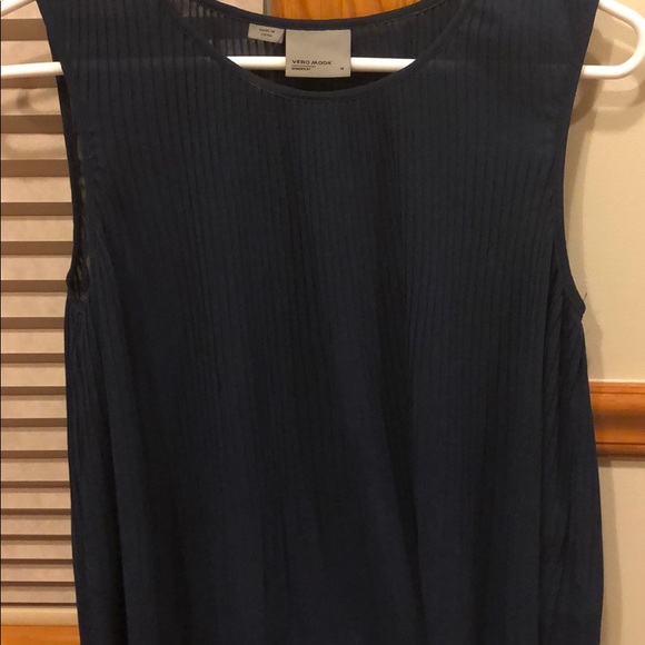 Navy women’s vero moda sleeveless blouse - Picture 3 of 3